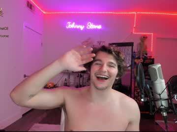 webcam man thejohnnystone live cam image #3735787