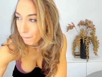 webcam girl finestchantilly live cam image #3977567