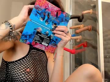 webcam girl hotfallingdevil live cam image #3930607