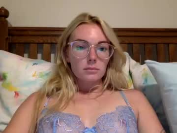 webcam girl lulu22199 live cam image #7021755