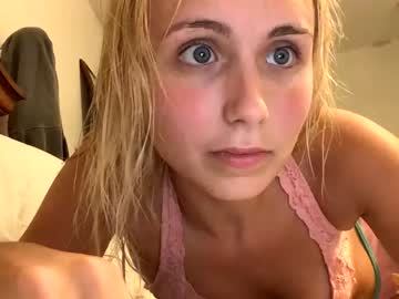 webcam girl nicole8421 live cam image #2251727