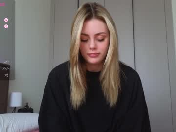 webcam girl sky_magic live cam image #6966830
