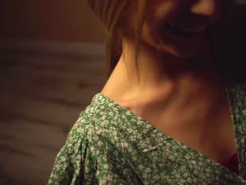 webcam girl cuteelsa_ live cam image #5929212