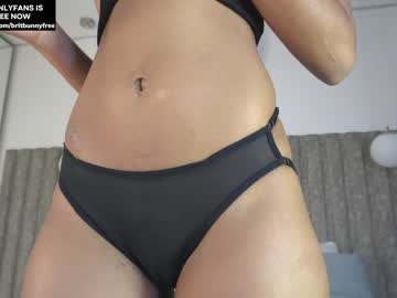 webcam girl camilitasu live cam image #5819223