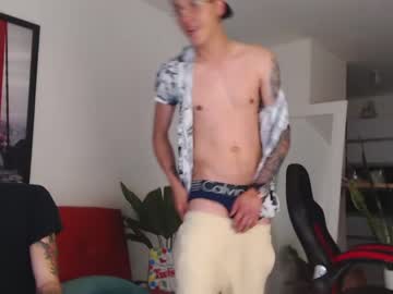 webcam man fratguysonline live cam image #2712959