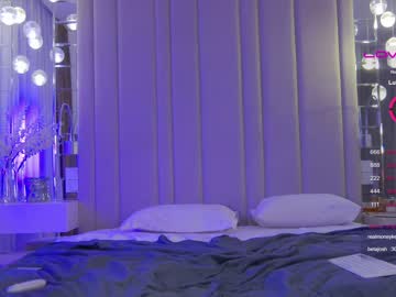 webcam girl krissone live cam image #4800004