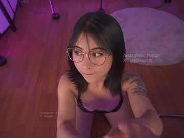 webcam girl gigi_ulala live cam image #6982617