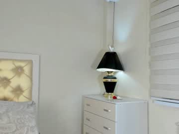 webcam girl kare_maya live cam image #1625673