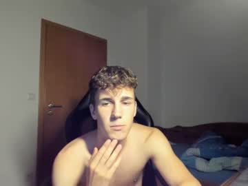 webcam man justanormaldick69 live cam image #2430031