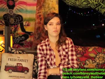 webcam couple honeyand_thebear live cam image #189942