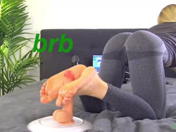 webcam girl wonderbootyy live cam image #323057