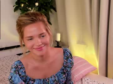 webcam girl dollorrie live cam image #2437935