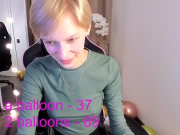 webcam girl hey_lori live cam image #4174463