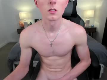 webcam man richiewest live cam image #3626487