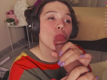 webcam girl chery_lady22 live cam image #5081446