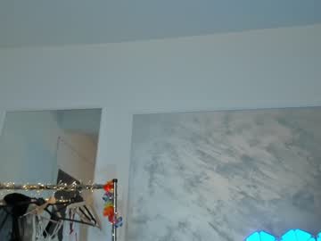 webcam girl hotfallingdevil live cam image #1092396