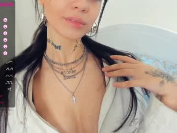 webcam girl elfas_cute live cam image #4818031