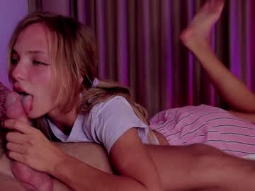 webcam girl delicious_couple_ live cam image #6216497