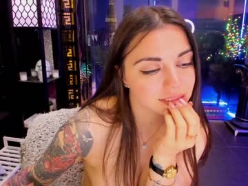 webcam girl alma_pearl live cam image #4360053