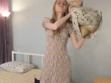 webcam girl peggybanwell live cam image #7009177
