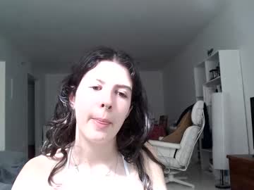 webcam girl frenchava live cam image #5493785
