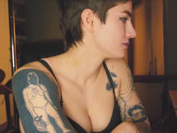 webcam girl aynmarie live cam image #6257556