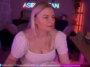 webcam girl asiri_ocean live cam image #6707780