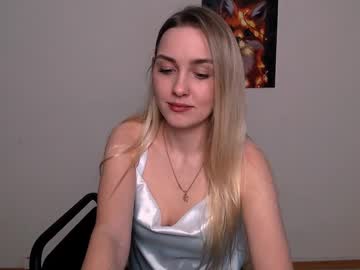 webcam girl bottomless_eyes_ live cam image #1413105
