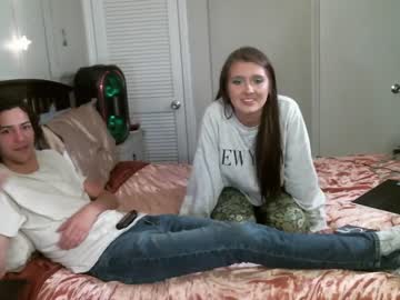 webcam couple kyliecakezz live cam image #4051186