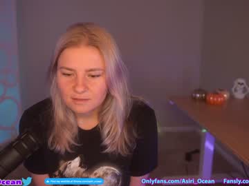 webcam girl asiri_ocean live cam image #5383781
