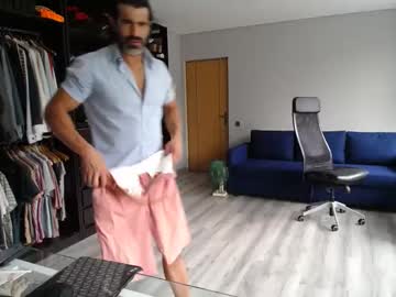 webcam man latino23bom live cam image #4989001