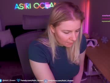 webcam girl asiri_ocean live cam image #6131469