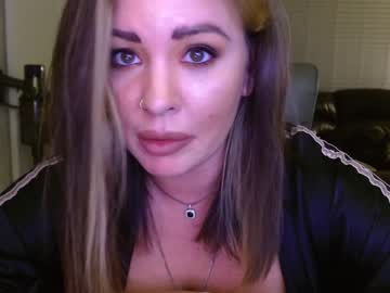 webcam girl alicelighthouse live cam image #3206315