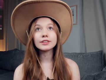webcam girl kati_more live cam image #6934871