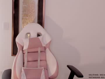 webcam girl scarlett__baker live cam image #6018060