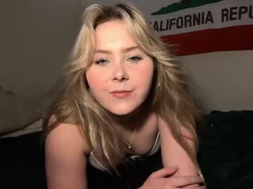 webcam girl taylormadden live cam image #6236946