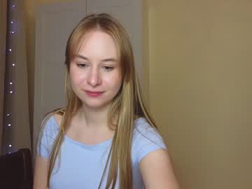 webcam girl light__fury live cam image #5968139