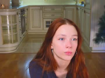 webcam girl shirleywhitney live cam image #6046666