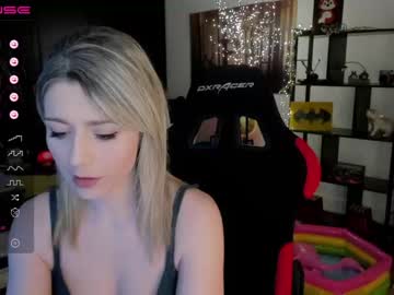 webcam girl kimilee22 live cam image #3889856