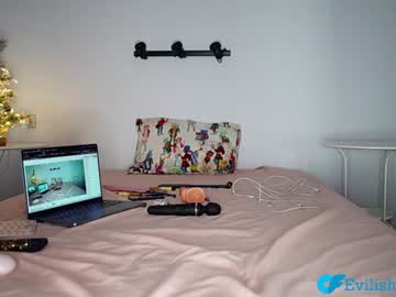 webcam girl daddyspixxie live cam image #5942087