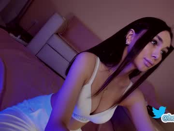 webcam girl hollyextra live cam image #2651994