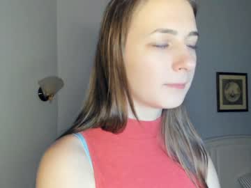 webcam girl jillwells live cam image #3785233