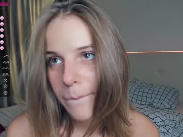 webcam girl erline_may live cam image #6629835