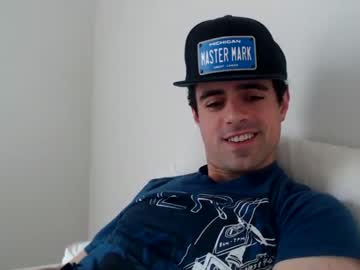 webcam man michmark23 live cam image #4013675