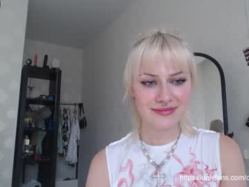webcam girl _mllymoore_ live cam image #2359719