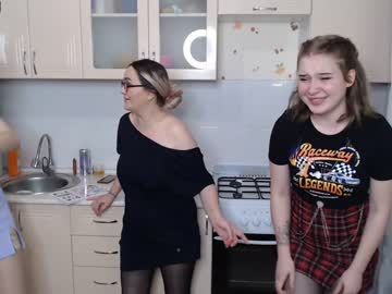 webcam couple renae_tom live cam image #3031143