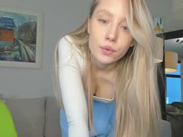 webcam girl amy_touch live cam image #3745602