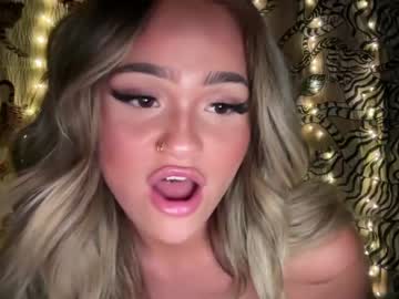 webcam girl ari_02 live cam image #5066461