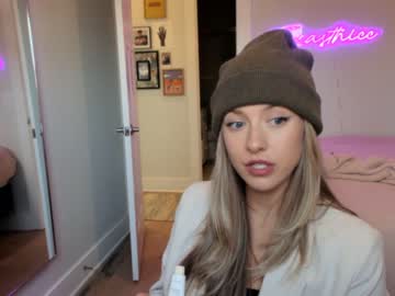 webcam girl texasthicc live cam image #899214