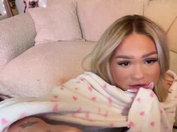 webcam girl ari_02 live cam image #6641371